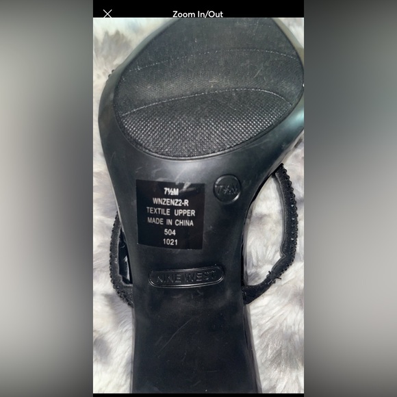 Heels - Picture 4 of 4